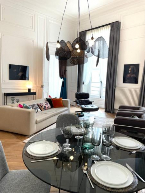 Appartement Charles Le Brun, Face au Château de Versailles, avec parking privé